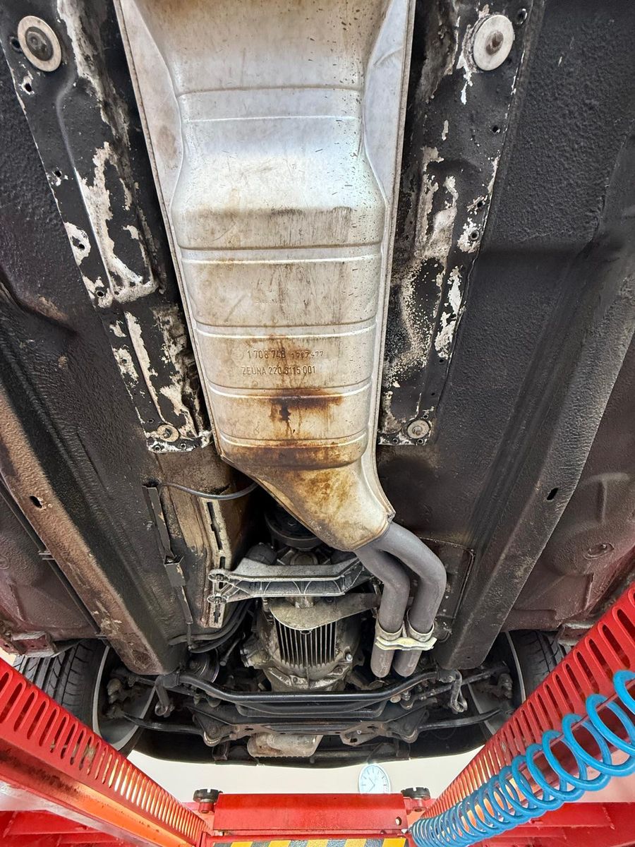 Fahrzeugabbildung BMW 535i