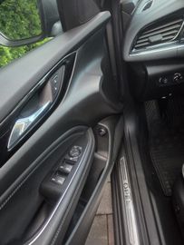 Opel Insignia - 11