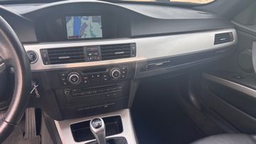 BMW 320 - 12