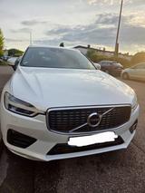 Volvo XC60 B5 R Design Geartronic R Design - Volvo XC60 Gebrauchtwagen in Stuttgart