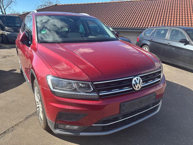 Volkswagen Tiguan Highline BMT/DSG /Navi+LED+AHK+ACC