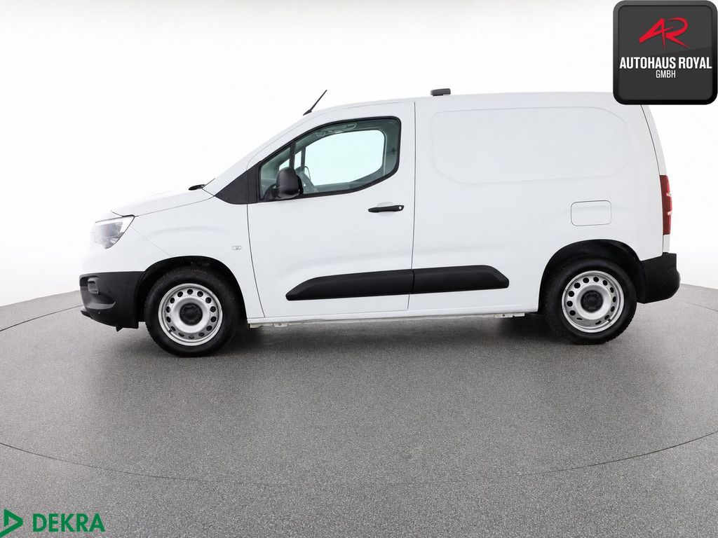 Opel Combo — fotografia 2