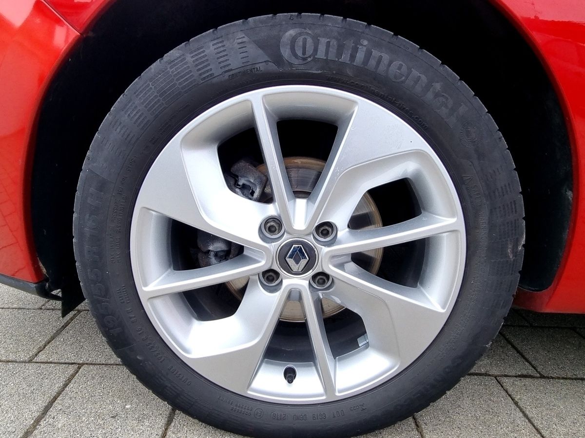 Fahrzeugabbildung Renault Clio Grandtour LIMITED Deluxe TCe 90