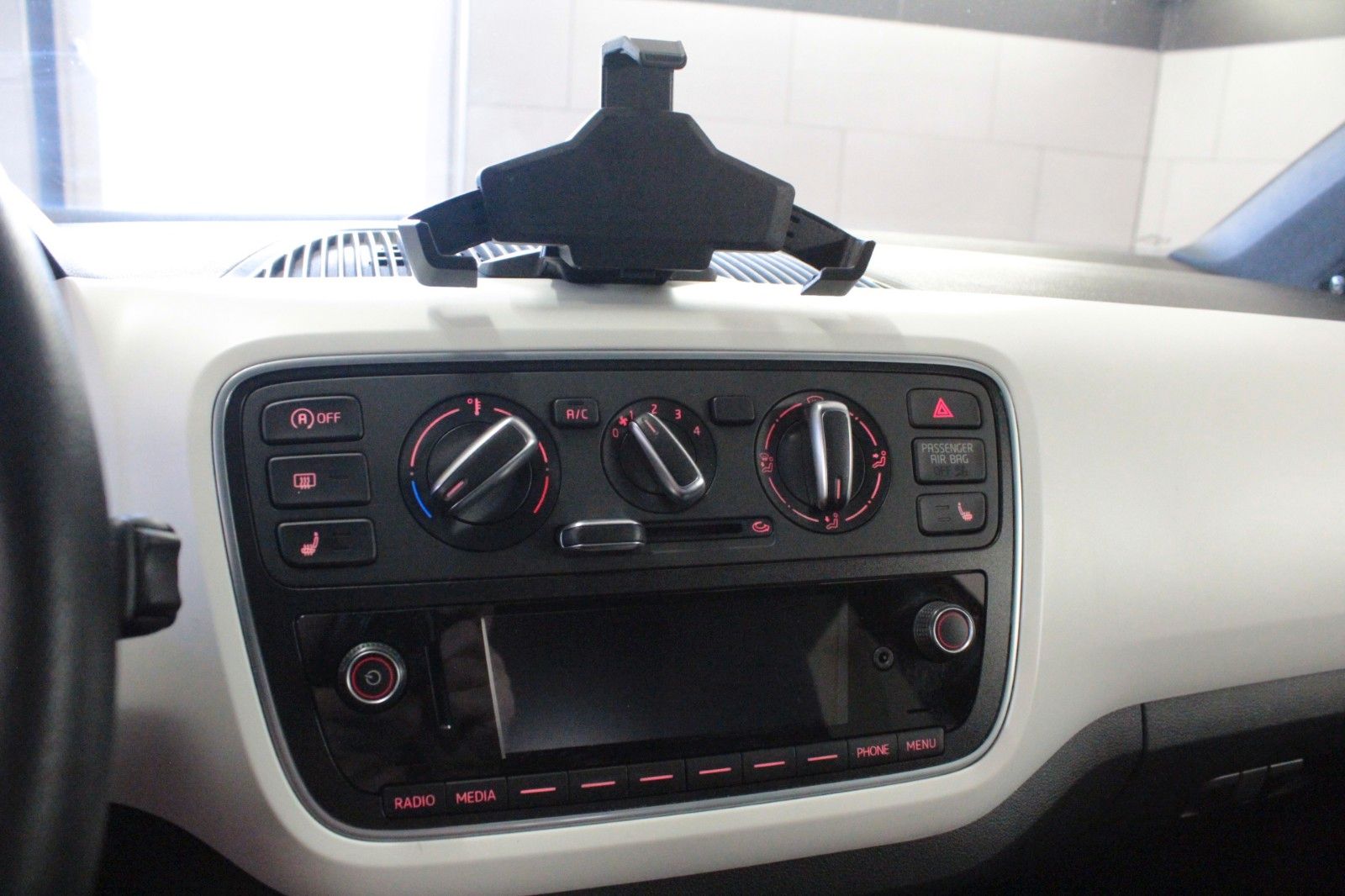 Fahrzeugabbildung SEAT Mii 1.0 Chic   5 türig  *Sitzheizung