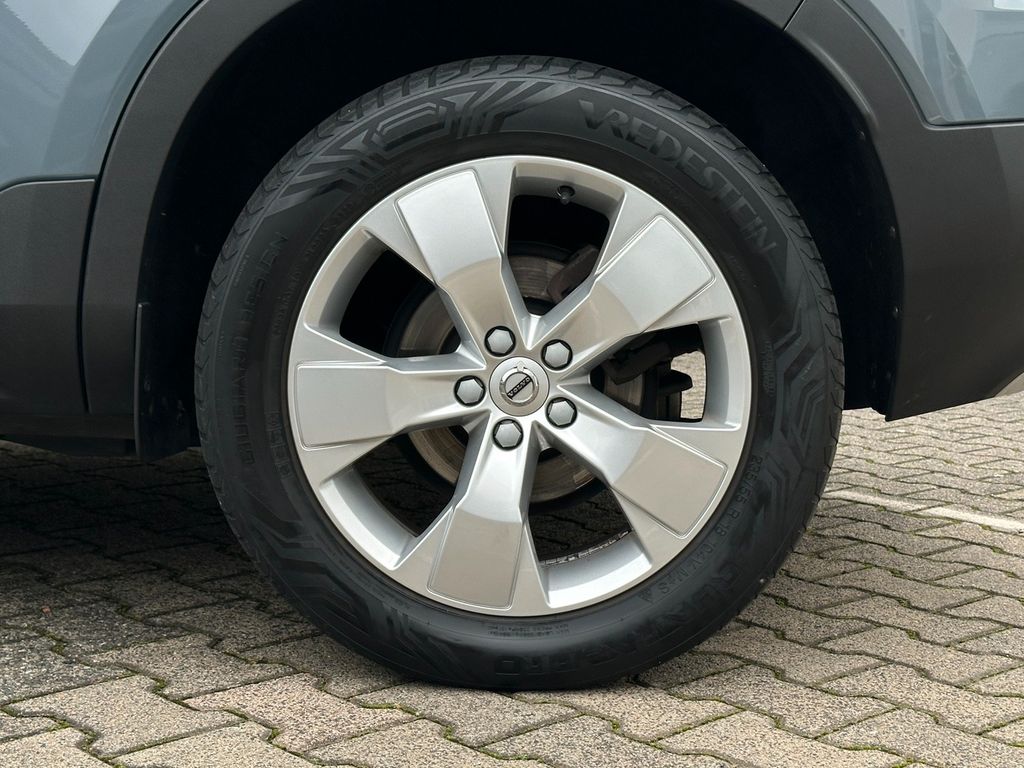 Volvo XC40 T3 Momentum Pro *AHK*Kamera*Sitzh.*Navi*