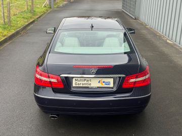 Mercedes E 220 - 5