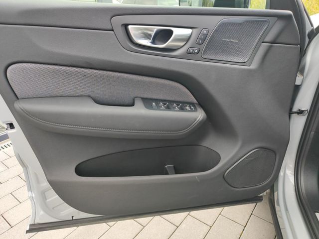 VOLVO XC 60 (Bild 16 von Array)