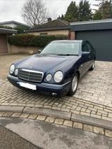 Mercedes-Benz Mercedes Benz E240 1 hand Rost frei - gebrauchte Mercedes-Benz E 240 aus dem Jahr 1999