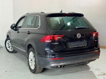 Volkswagen Tiguan - 10