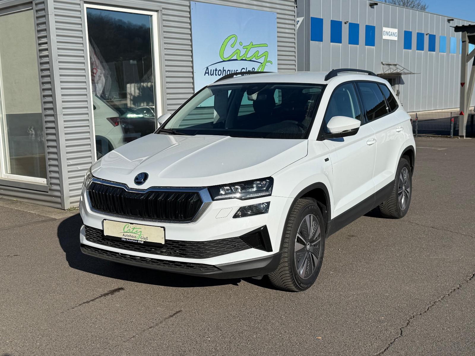 Skoda Karoq Selection+AHK+LED+NAVI+APP+SHZ+LKRHZG+