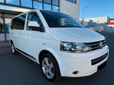 Volkswagen T5 Caravelle 2,0 TDI 179 Ps Comfortline 8 Sitzer - Volkswagen T5 Caravelle: Comfortline