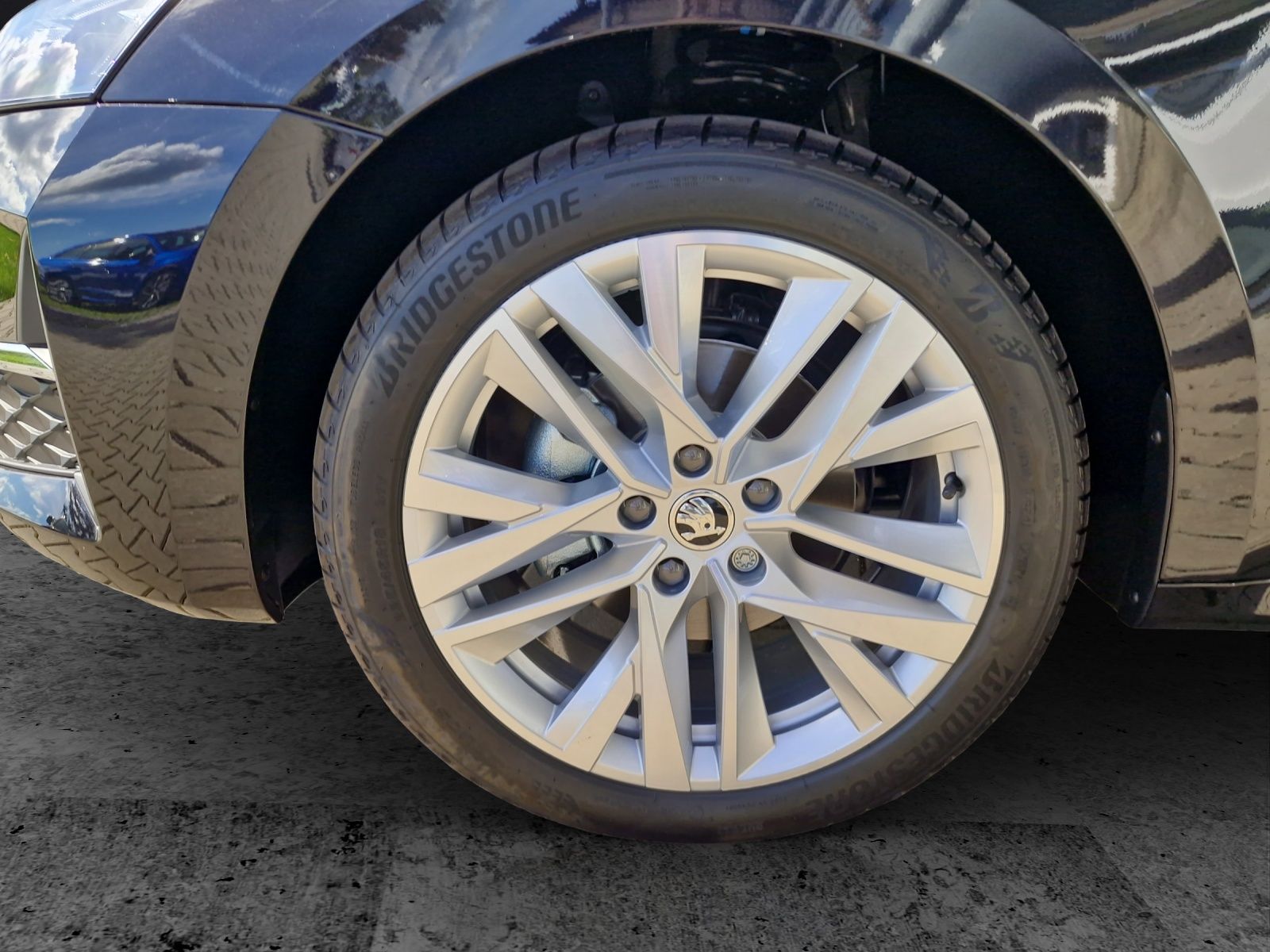 Fahrzeugabbildung SKODA Octavia Combi Exclusive 2.0 TDI DSG ACC LED KAME