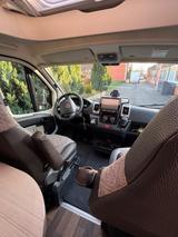 Knaus Sky TI 700 MEG Einzelbetten SAT & TV / 3 x Solar - Knaus Ti 700