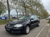 Volkswagen Passat 2.0 Comfortline 2.0  Rostfrei ! - Volkswagen Passat aus 2002