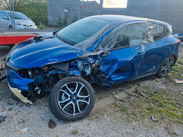 Renault Clio Tech Hybrid Unfallfahrzeug