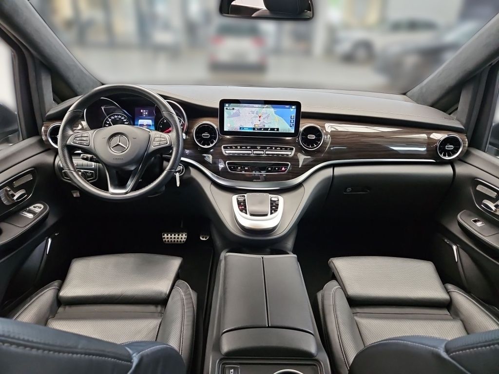 Fahrzeugabbildung Mercedes-Benz V 300 EXCLUSIVE ED lang 4x4 AMG AIRMATIC 6x SHZ