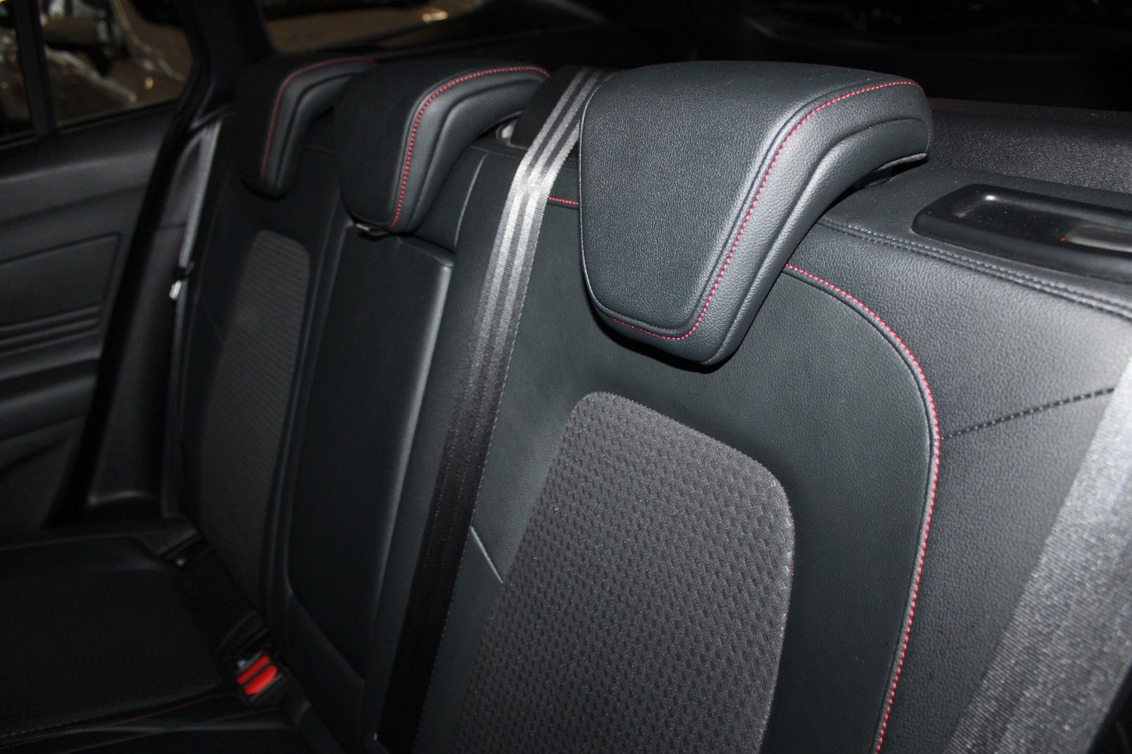 Fahrzeugabbildung Ford Focus ST-Line X Aut. LED PANO CAM ACC WinterPak.