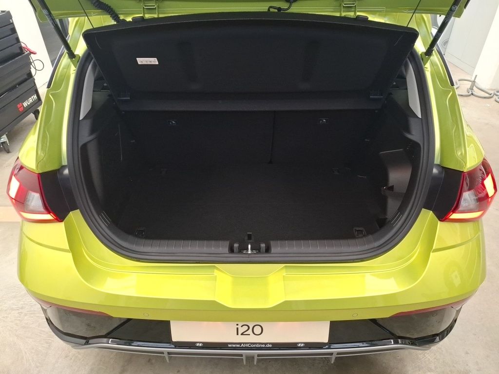 Fahrzeugabbildung Hyundai i20 FL (MY25) 1.0 T-GDI (100 PS) 6-MT 2WD Prime