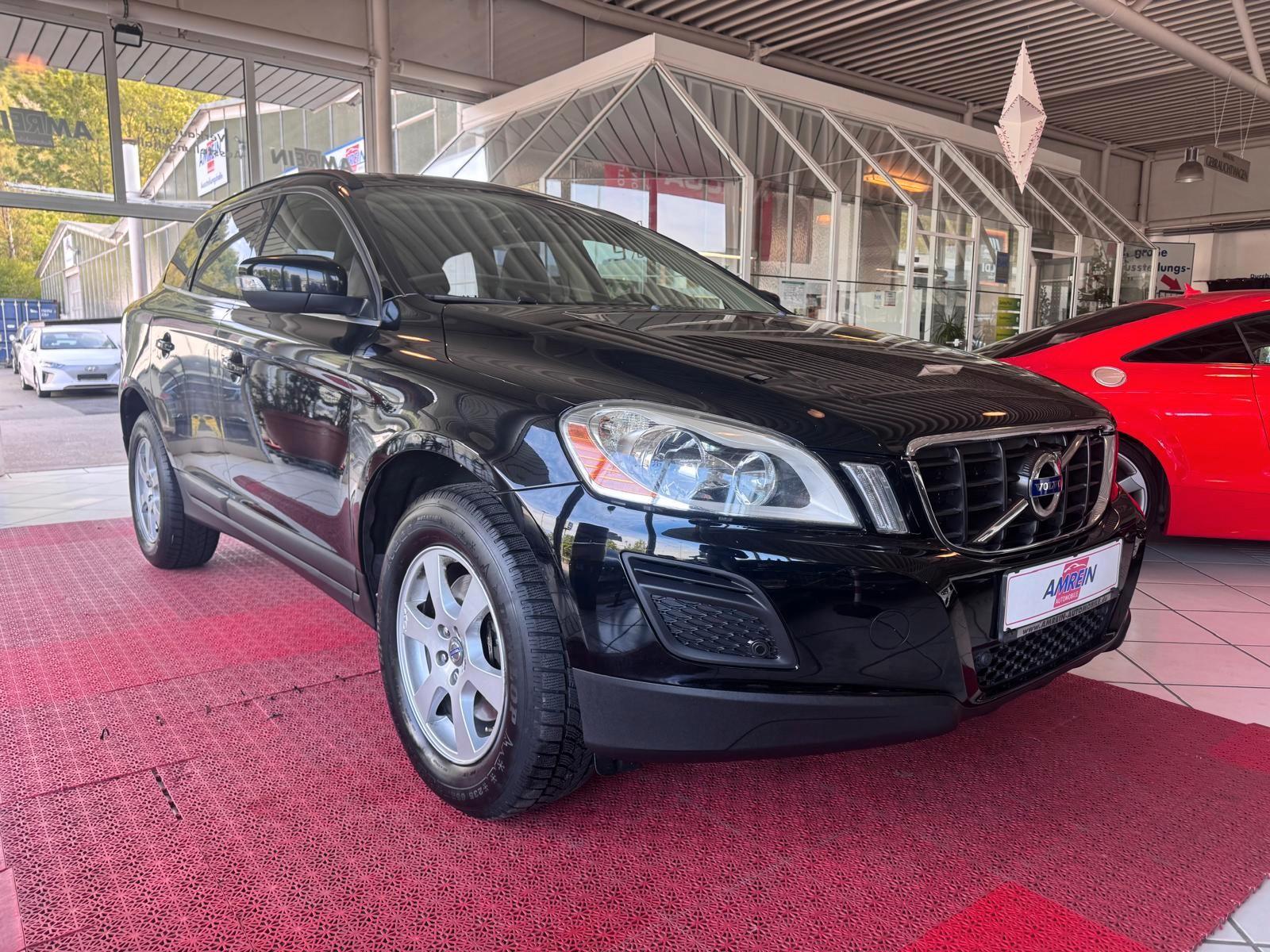 Volvo XC 60  Momentum AWD PANO+KLIMA+ALLRAD