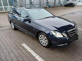 Mercedes-Benz Mercedes E 250 T CGI W 212 guter Zustand A... - Mercedes-Benz E 250 in Dortmund