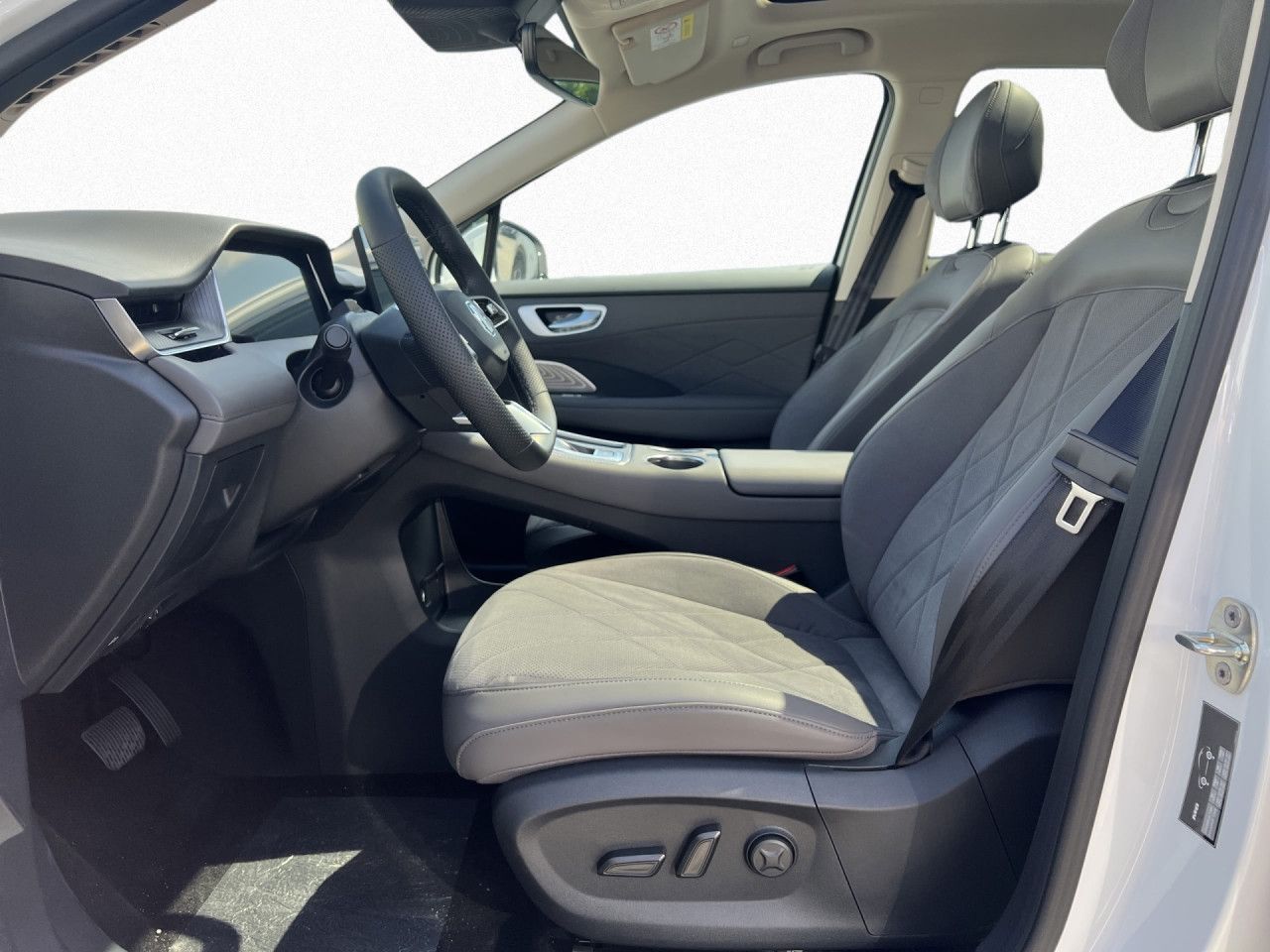 MG S6 EV