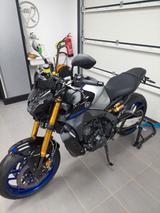 Yamaha MT09 SP - YAMAHA BLAU MOTORRAD