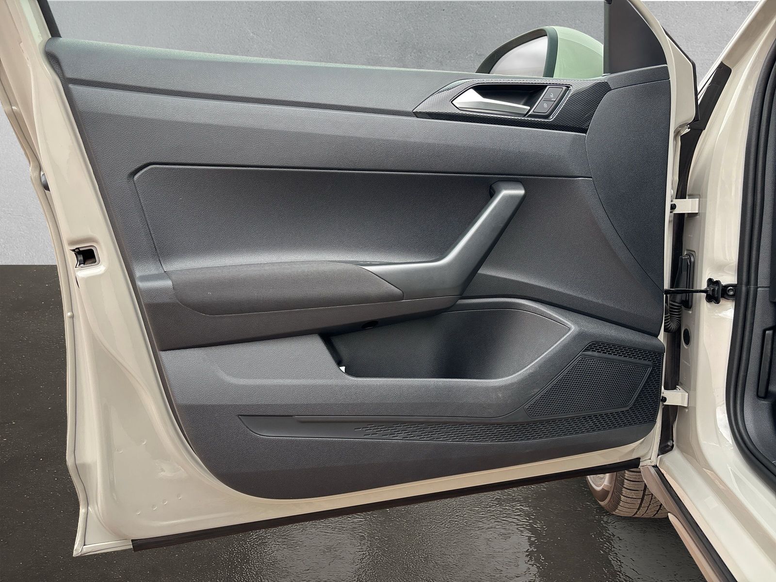 Fahrzeugabbildung Volkswagen Taigo Life 1.0 TSI App-Connect LED Sitzheizung