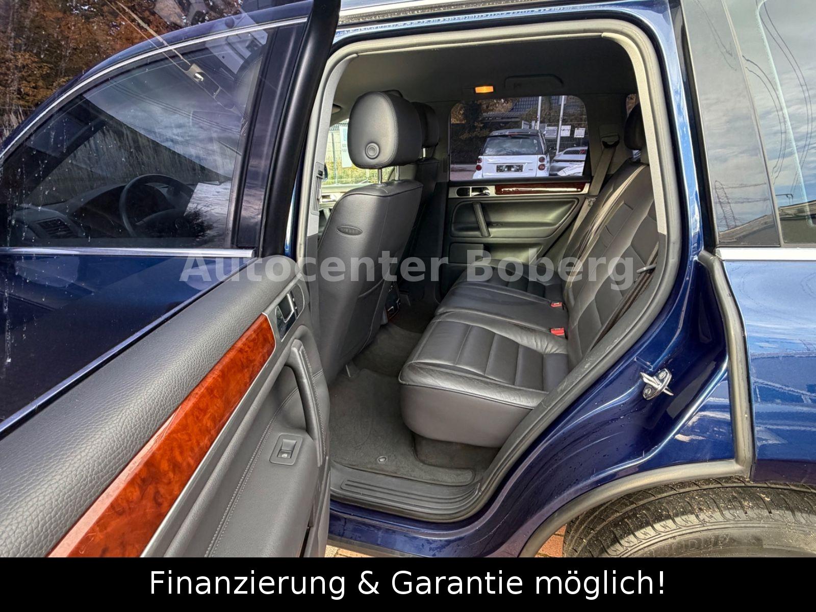 Volkswagen Touareg 2004 — photo 9