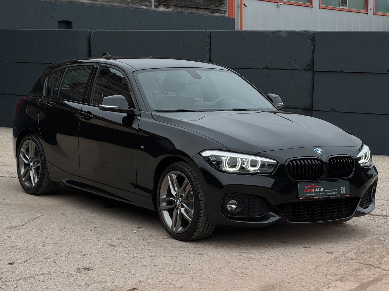 Fahrzeugabbildung BMW 120i Edition M Sport Shadow Leder Temp. SHZ PDC