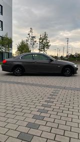 BMW 335i DKG - BMW 335: Cabrio, 335d