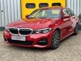 BMW 318 Baureihe 3 Lim. 318 d M Sport LED Leder - BMW 318 in Duisburg