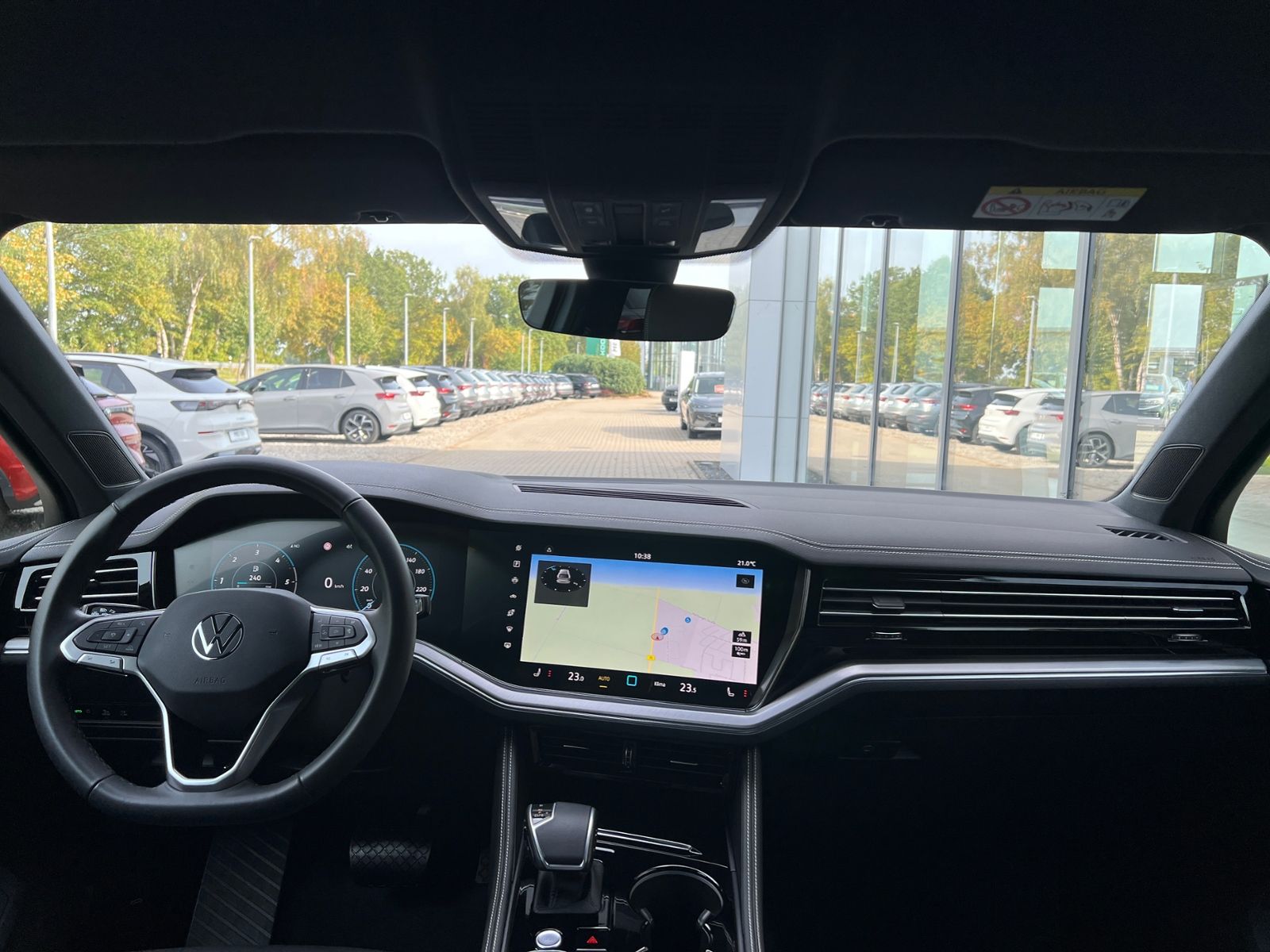 Fahrzeugabbildung Volkswagen Touareg 3.0 TDI 4MOTION *AHK, Luft, Leder, ACC,