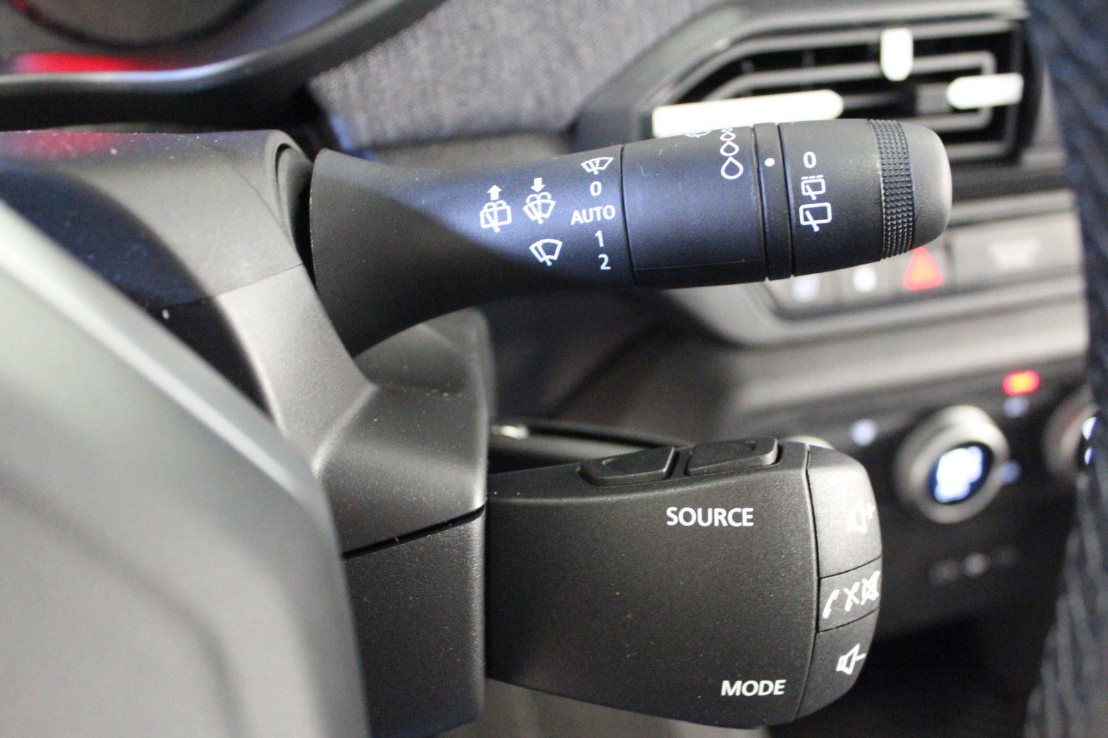 Fahrzeugabbildung Dacia Sandero TCe 100 Expression*Winterpaket* *MJ 2026