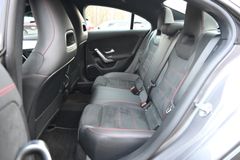 MERCEDES-BENZ CLA 220 AMG Line Leder Navi Autom. Cam LED MERCEDES-BENZ CLA 220 AMG Line Leder Navi Autom. Cam LED