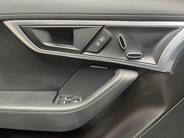 Jaguar F-Type Coupe P300 Pano*Xenon*Facelift
