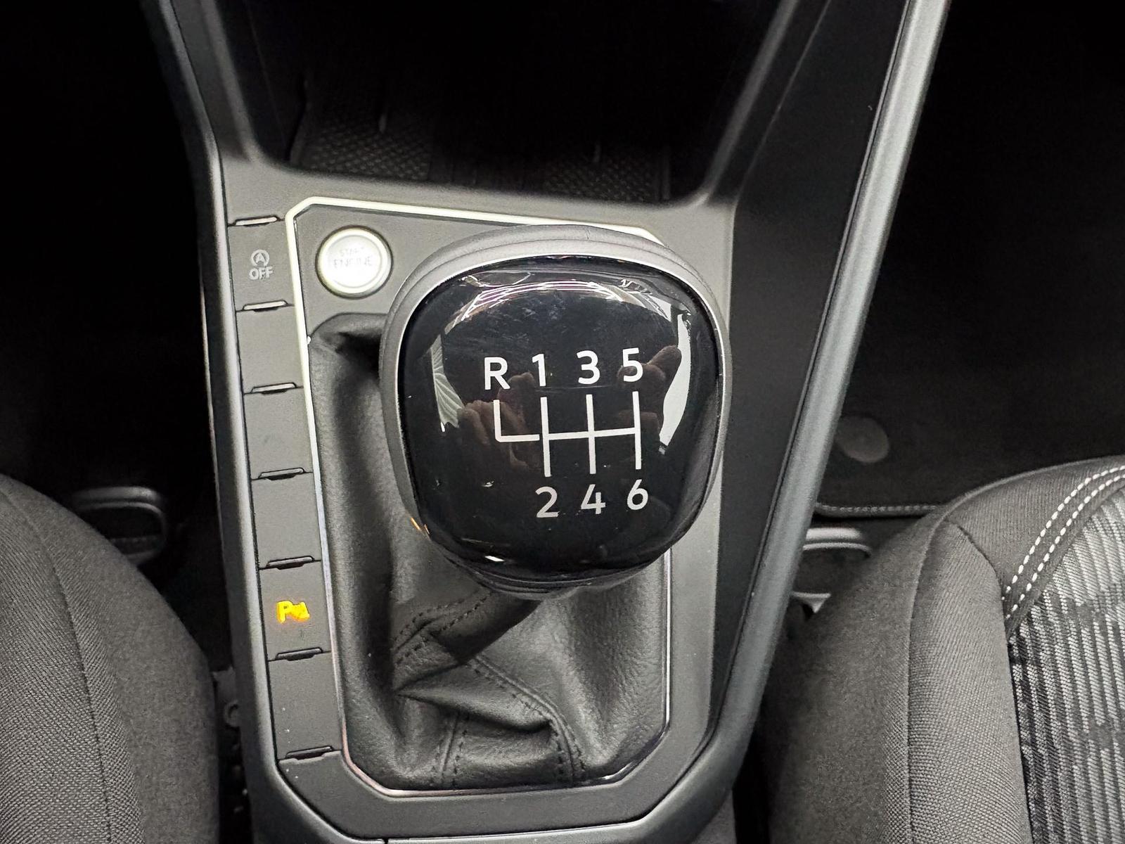 Volkswagen Taigo R-LINE SHZ BLACK PACK MATRIX ACC 1.0 TS..., миниатюра 25