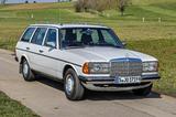 Mercedes-Benz 300 TD Turbodiesel, CH Erstauslieferung - Mercedes-Benz 300: Turbodiesel