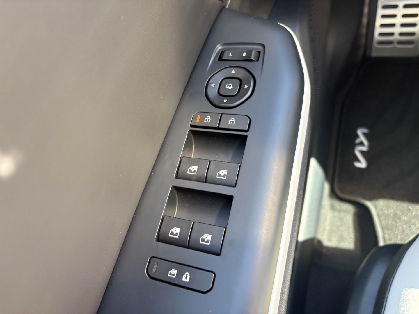 Fahrzeugabbildung Kia K4 Sportswagon GT-Line Memory Harman&Kardon Lede