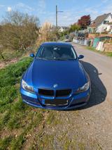 BMW E90 318i Blau // 95kW // BJ 02.2007 //  - BMW 318 aus 2007: 318i