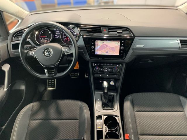 Touran 2.0 TDI ACTIVE +AHK+NAVI+APP+DCC+SITZHZG+