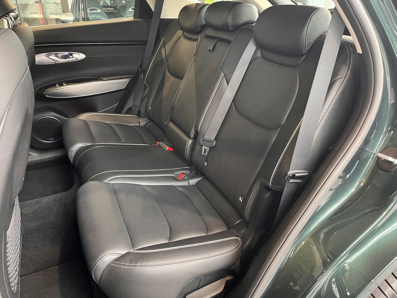 Fahrzeugabbildung Genesis GV70 Luxury KomfortP AWD PANO LEXICON