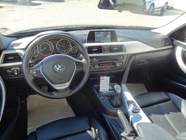 Fahrzeugabbildung BMW 318d/2.Hd/Leder/Navi/SitzH/Alu/PDC/17-Zoll/