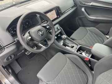 Fahrzeugabbildung SKODA Karoq 1.5 TSI Sportline DSG LED/ACC/AHK/Pano