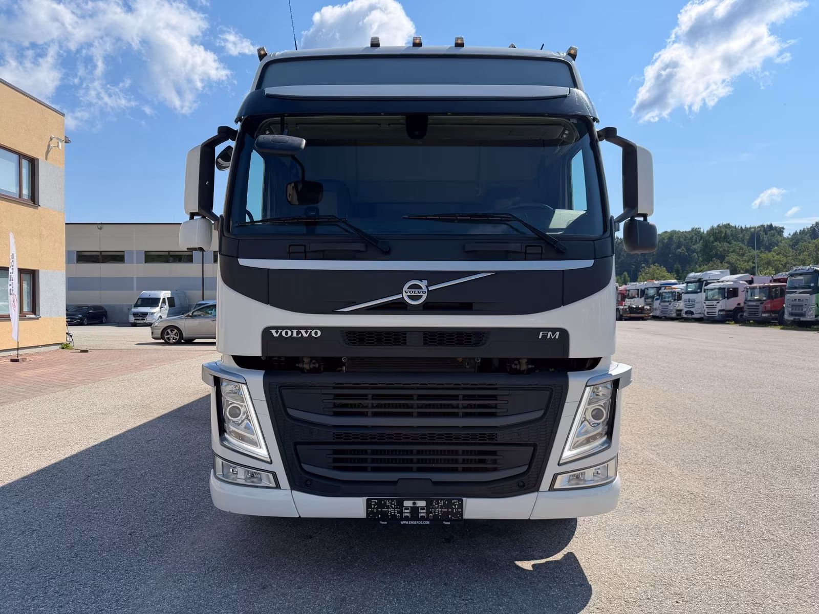 Volvo FM420 6X2*4 EURO6 + CARRIER SUPRA850