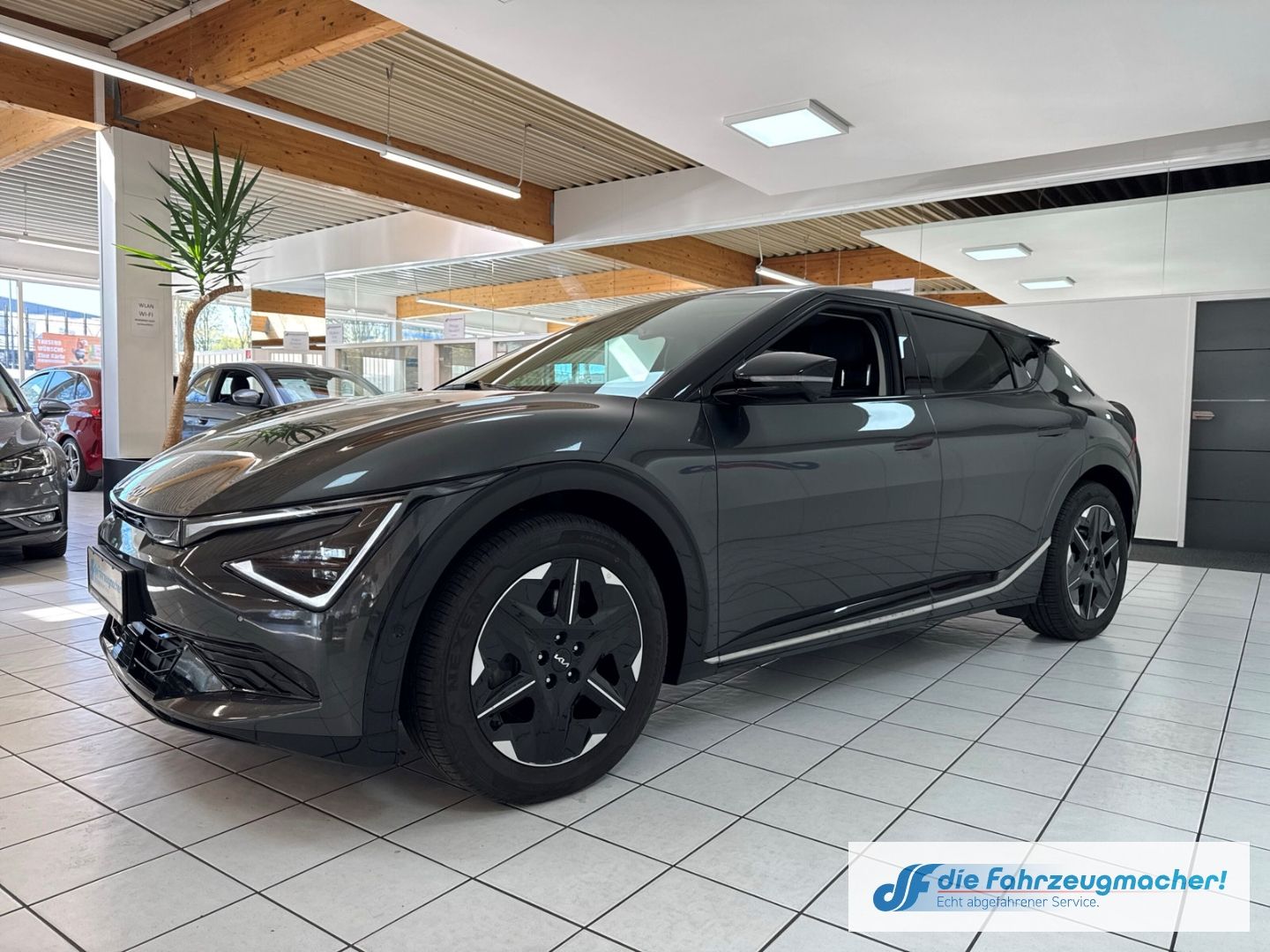 Fahrzeugabbildung Kia EV6 Earth 2WD HUD Navi Digitales Cockpit Memory