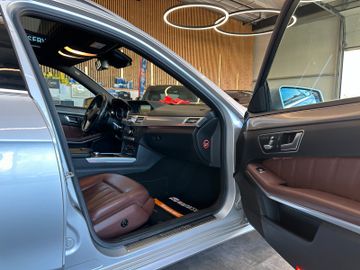 Mercedes-Benz E 350 *PANO*MEMORY*HarmanKardon*LEDER (BRAUN)*