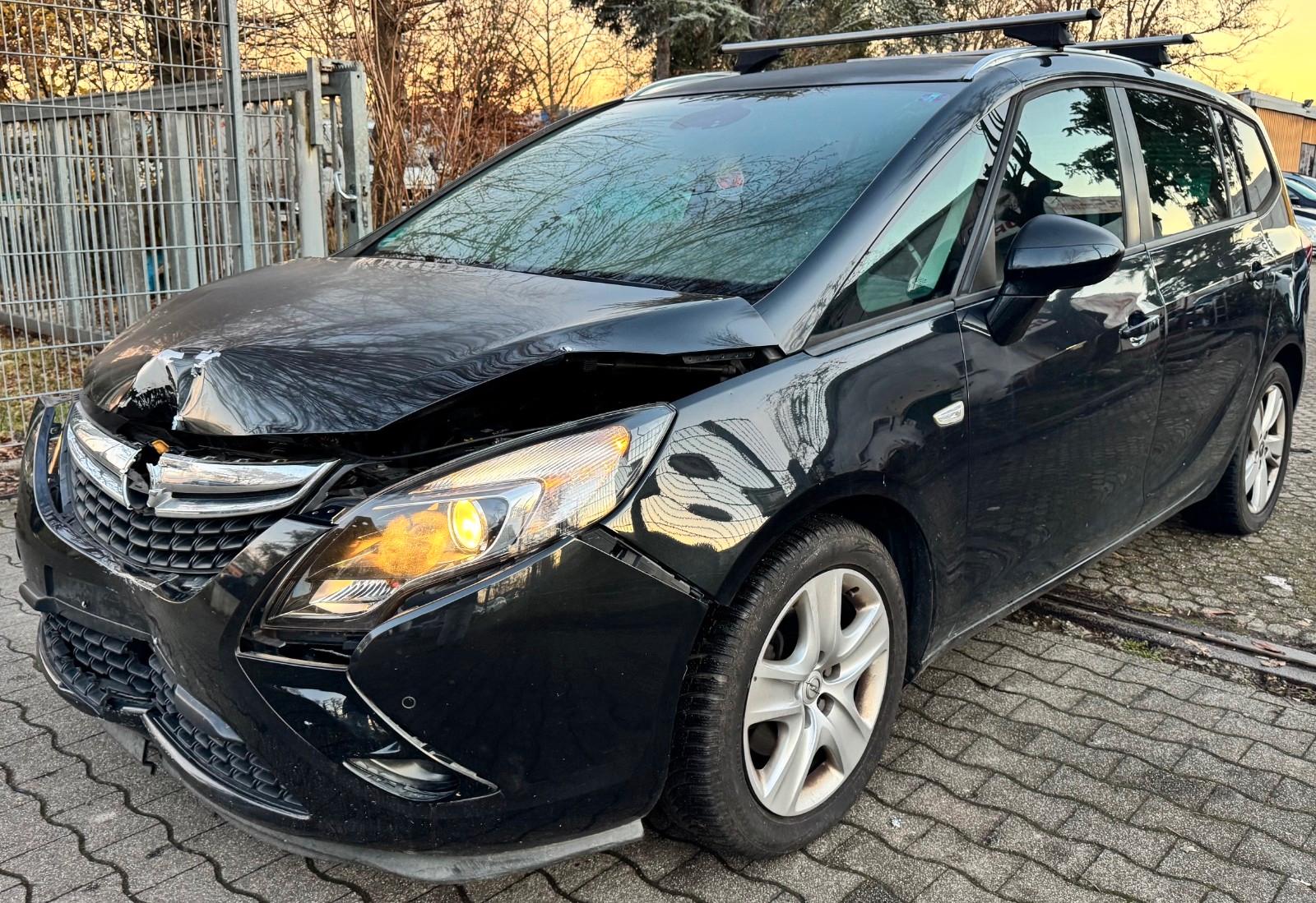 Opel Zafira C Tourer Style 7 Sitzer