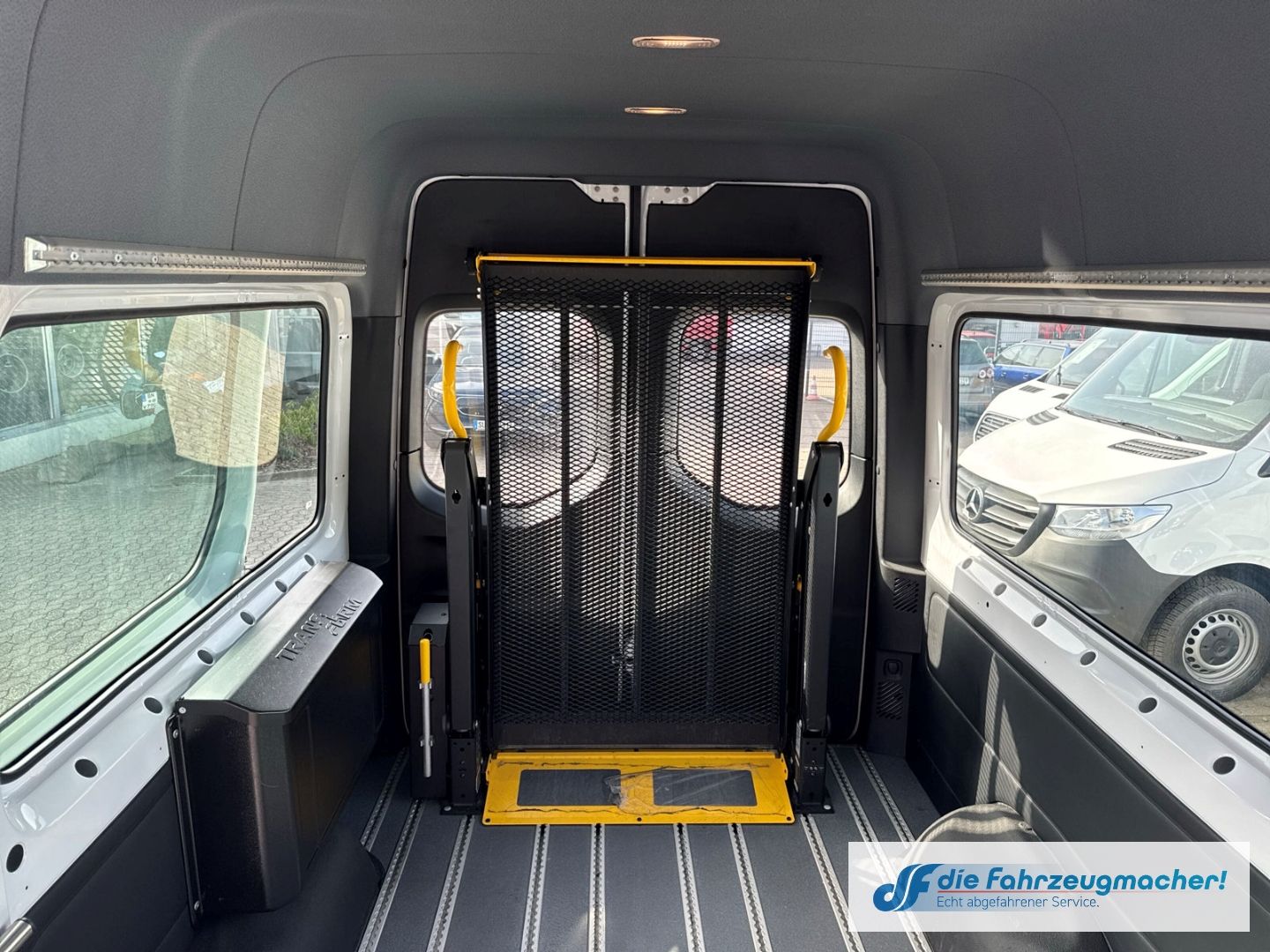 Fahrzeugabbildung Mercedes-Benz Sprinter III Tourer 311 CDI L2 DAB Tel.-Vorb. Kl