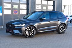 Fahrzeugabbildung Volvo XC60 B5D AWD Ultimate Dark*PANO*STHZ*360*B&W*22"