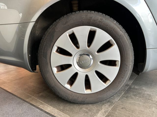 Audi A4 Lim. *TEMPOMAT*KLIMAAUTOMATIK*SitzHZ*